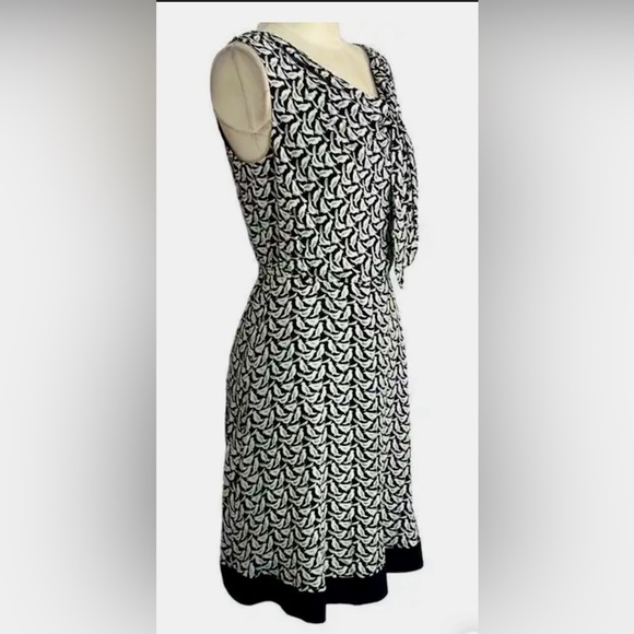 Kate Spade Sleeveless Black/White Bird Print Dress w Offset Tie Bodice - Picture 9 of 10